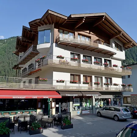 Hotel Garni Jennewein Mayrhofen