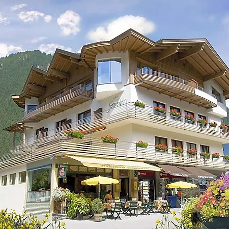 Garni Jennewein Hotel