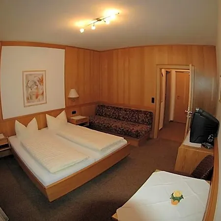 Garni Jennewein 3* Mayrhofen