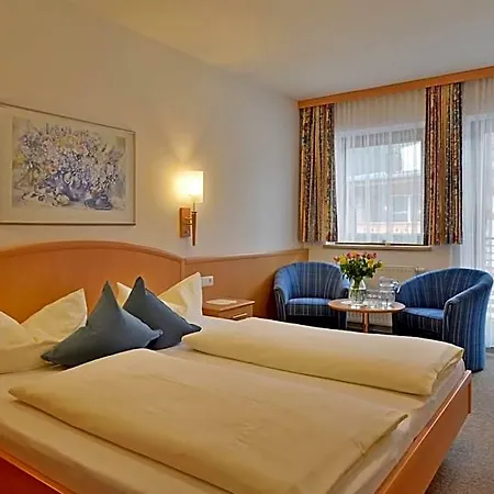 Garni Jennewein Hotel 3*