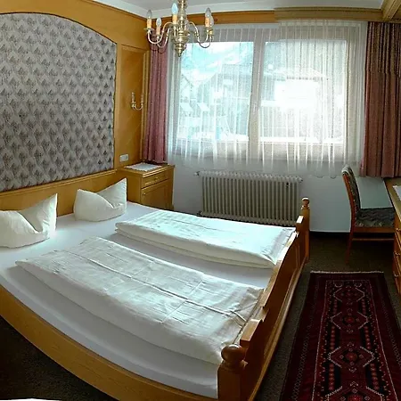 Garni Jennewein Hotel 3*