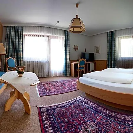 Garni Jennewein Hotel Mayrhofen