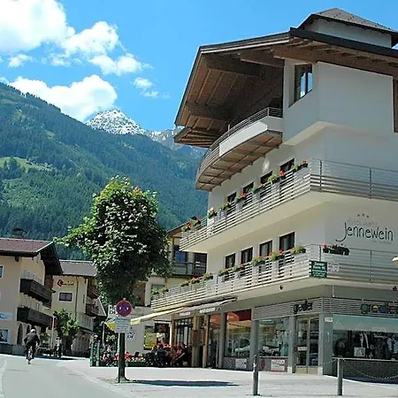Garni Jennewein Hotel 3*