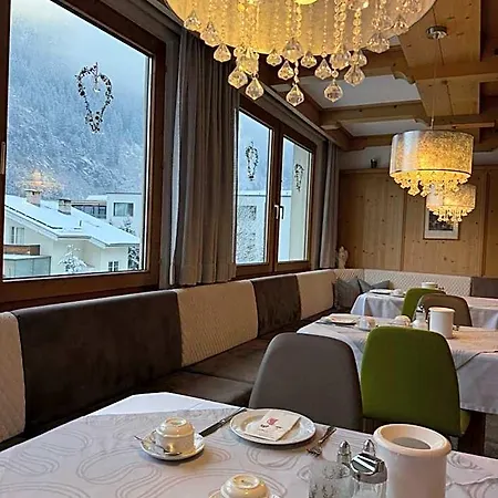 Garni Jennewein Hotel Mayrhofen