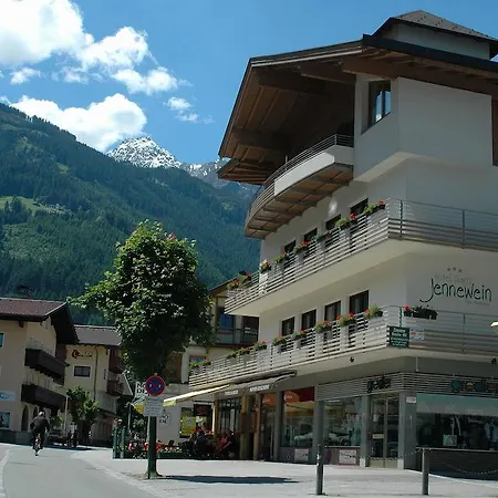 Hotel Garni Jennewein 3*