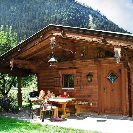 Ξενοδοχείο Garni Jennewein 3*