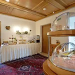 Hotel Garni Jennewein Mayrhofen